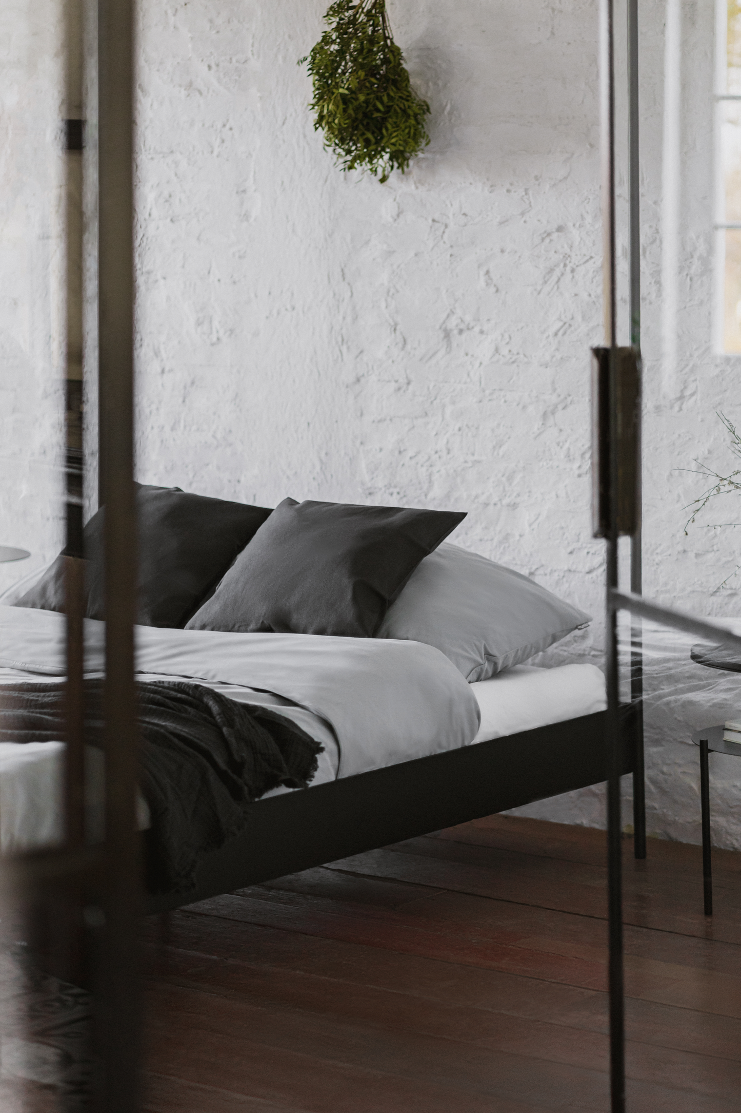 Eton Bed - Simple